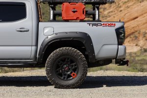 Toyota Tacoma Fender Flares - Rough Country - Defender - 218 Midnight Black Metallic - '16-'23